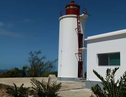 The Lighthouse at Sunset Beach Resort Chidenguele Mozambique - Visit the historic lighthouse and enjoy breathtaking panoramic views of the ocean.