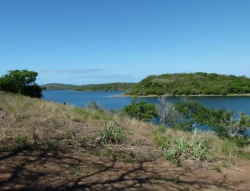 Guided tour to King Mahoho's Island Chidenguele Mozambique - Discover the legendary island paradise with pristine beaches and crystal-clear waters.